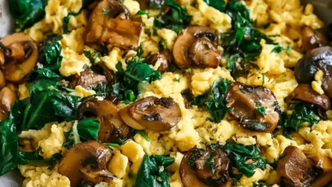 Mushroom Spinach Scrambled Eggs